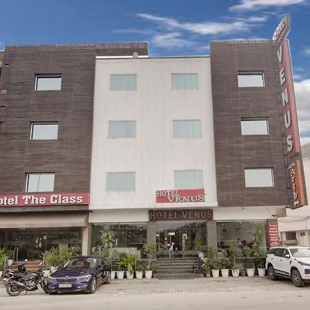 Hotel Venus Plaza Nowe Delhi Zewnętrze zdjęcie