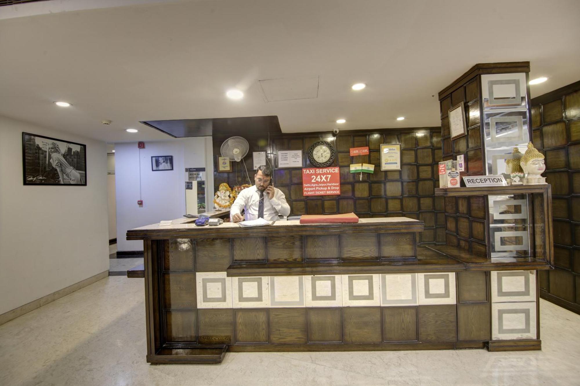 Hotel Venus Plaza Nowe Delhi Zewnętrze zdjęcie