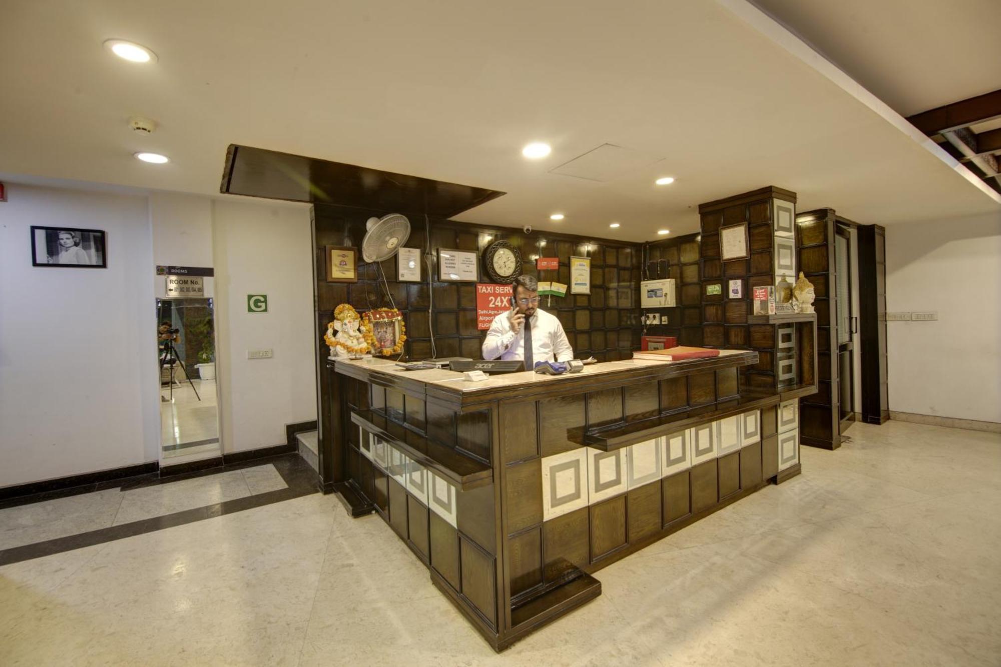 Hotel Venus Plaza Nowe Delhi Zewnętrze zdjęcie