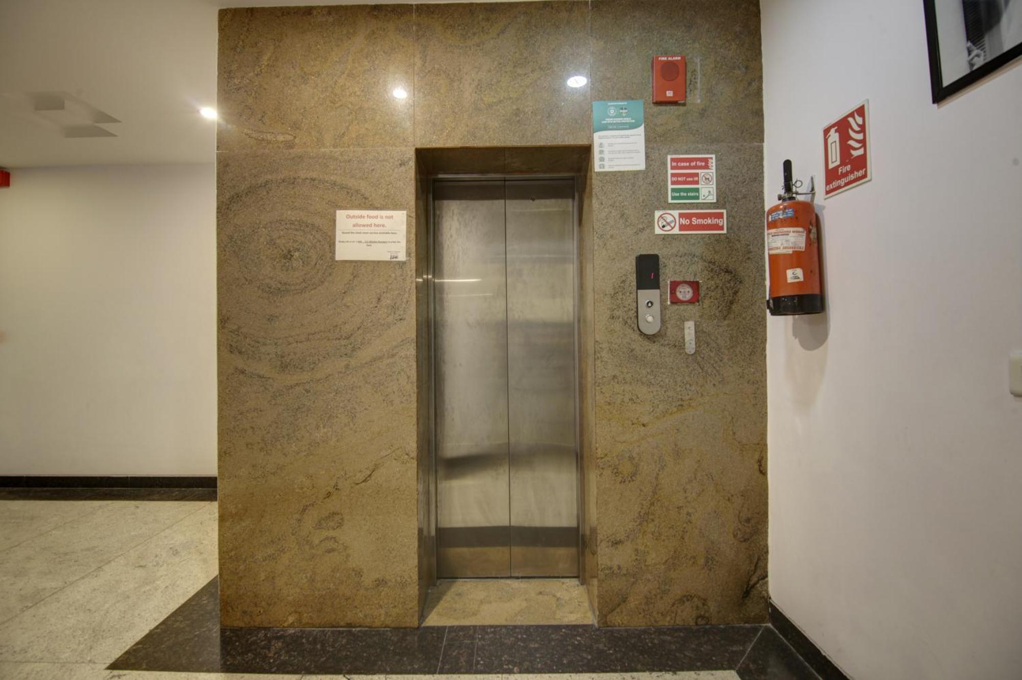 Hotel Venus Plaza Nowe Delhi Zewnętrze zdjęcie