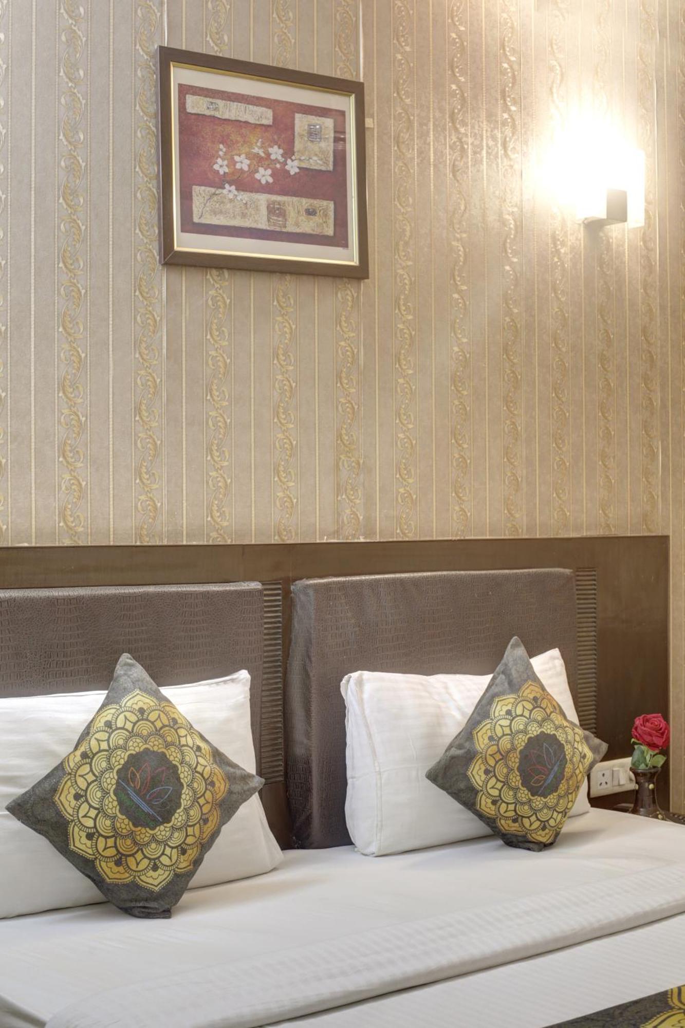 Hotel Venus Plaza Nowe Delhi Zewnętrze zdjęcie