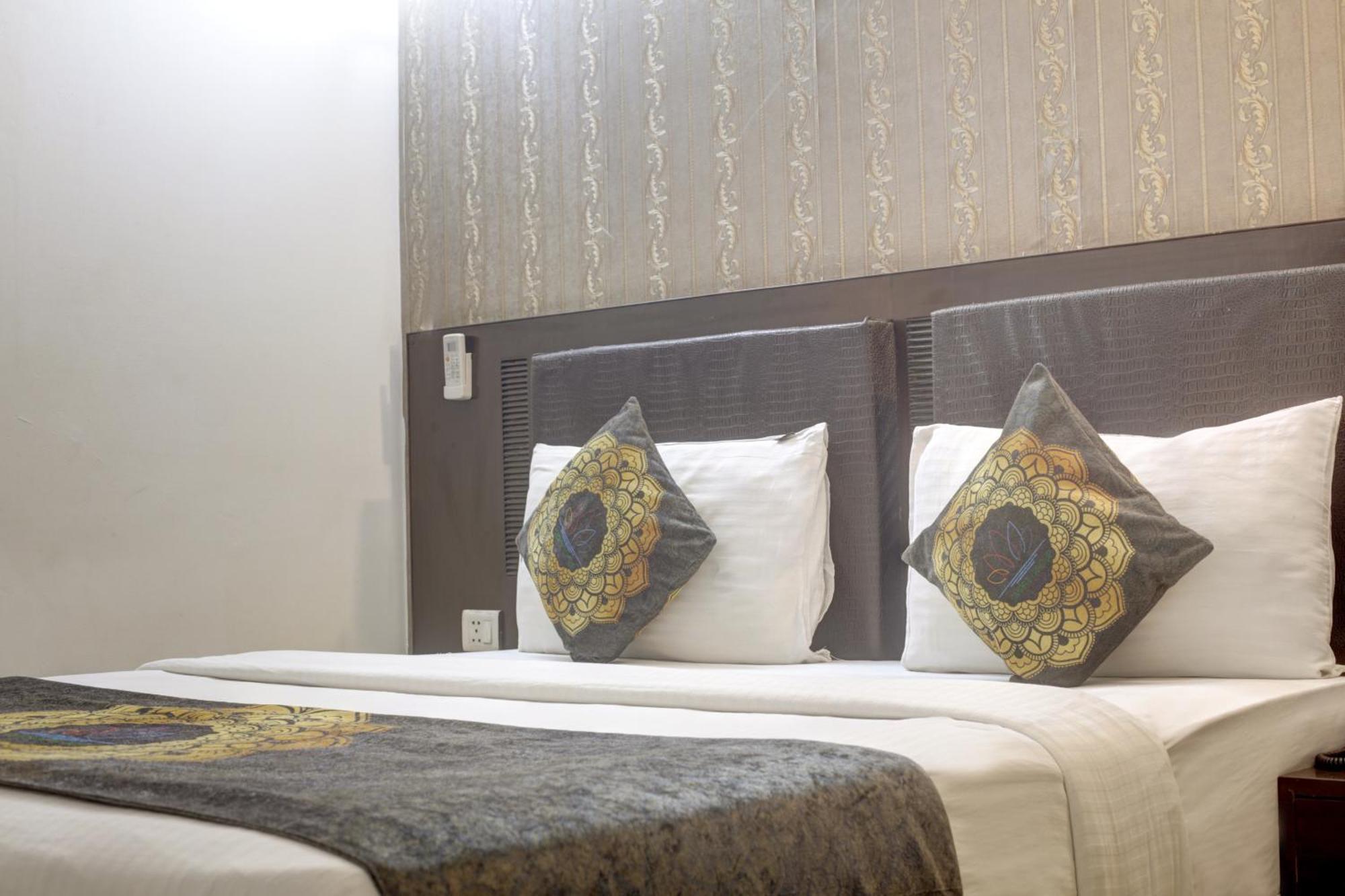 Hotel Venus Plaza Nowe Delhi Zewnętrze zdjęcie