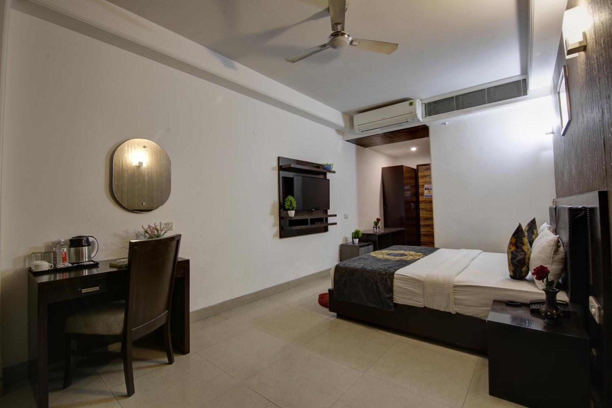 Hotel Venus Plaza Nowe Delhi Zewnętrze zdjęcie