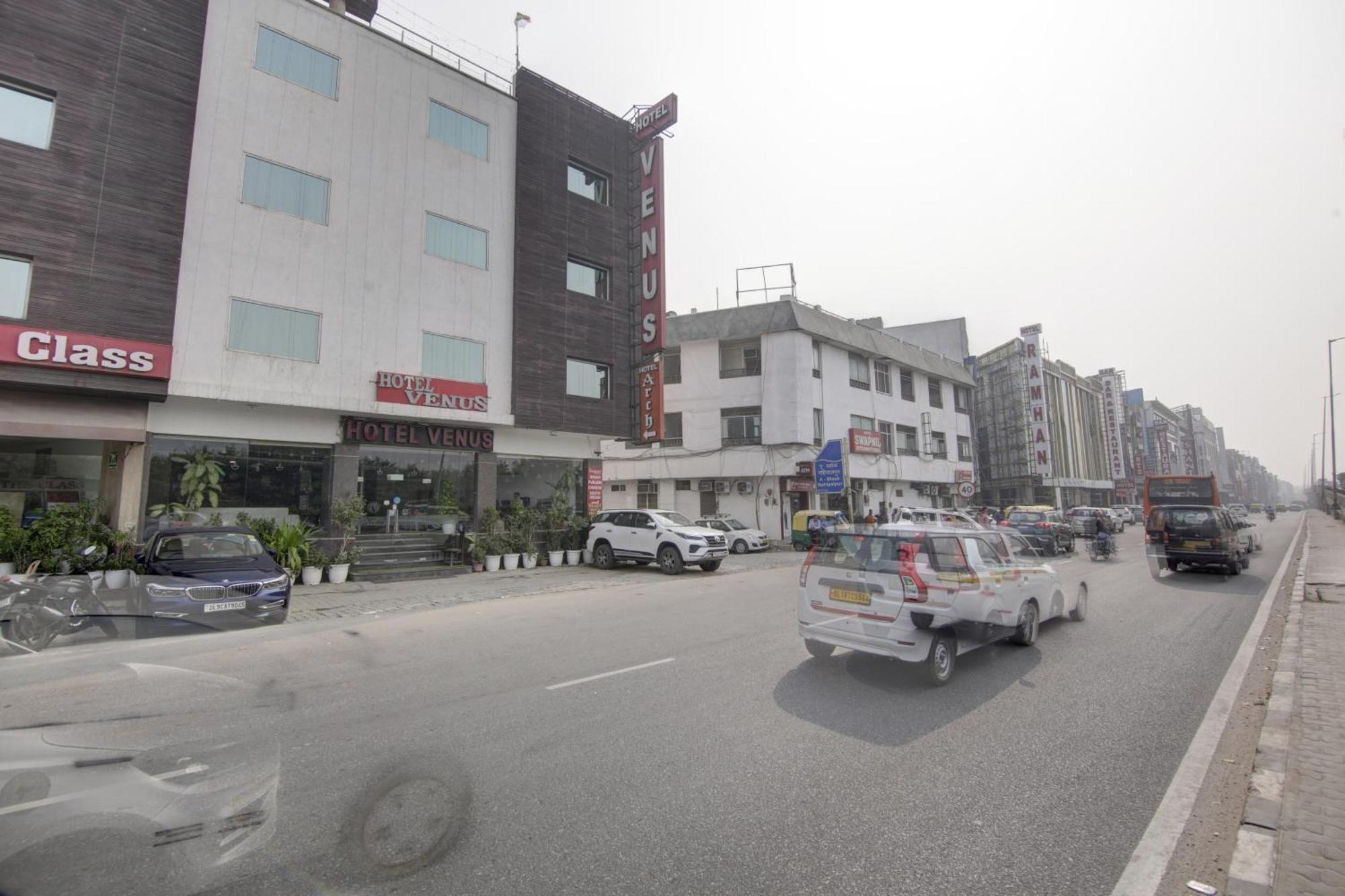 Hotel Venus Plaza Nowe Delhi Zewnętrze zdjęcie